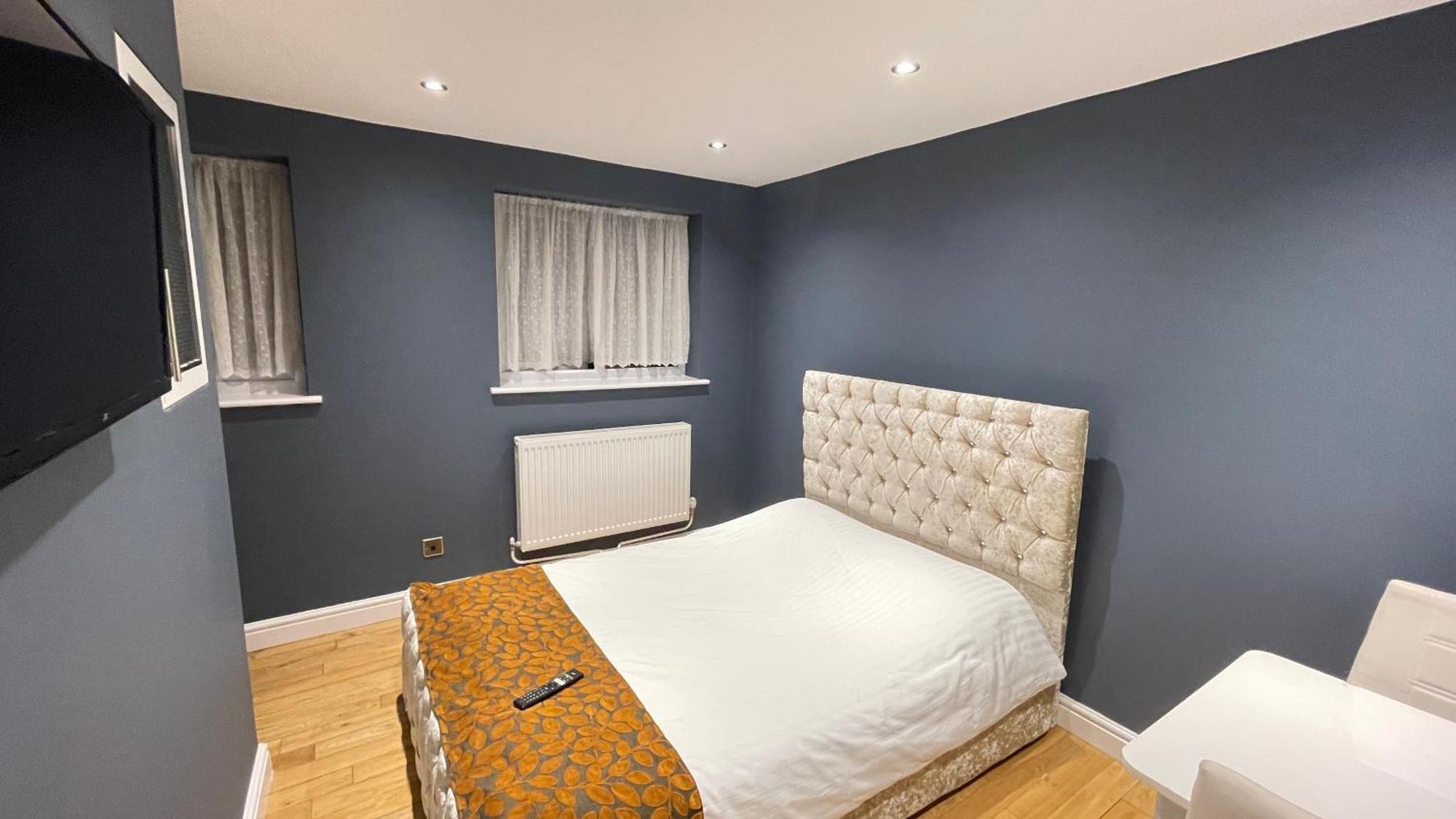 קרוידון Apartment & Rooms In London מראה חיצוני תמונה